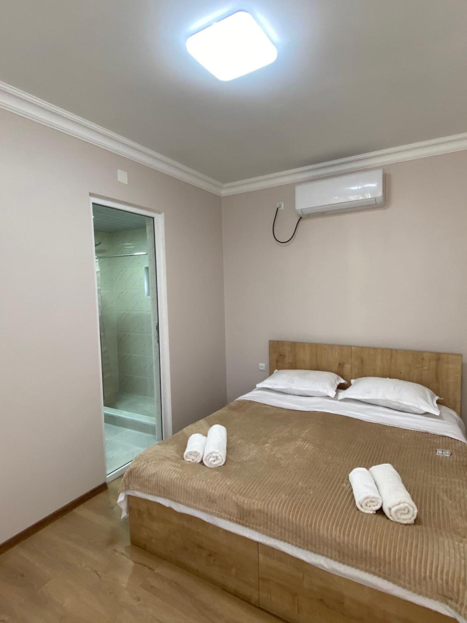 Hotel Doko Мартвили Екстериор снимка